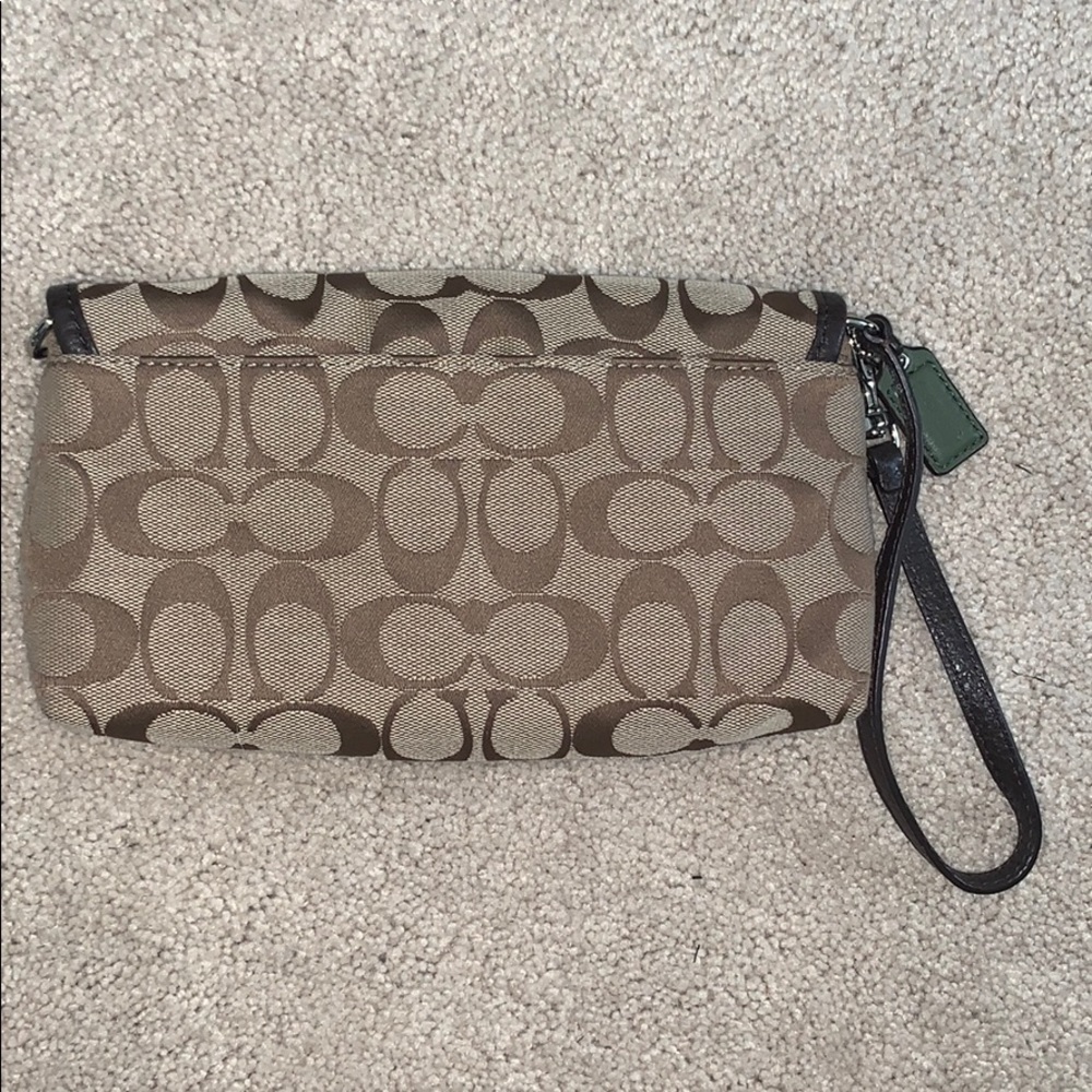 Coach Wristlet With Signature C Pattern. - image 5